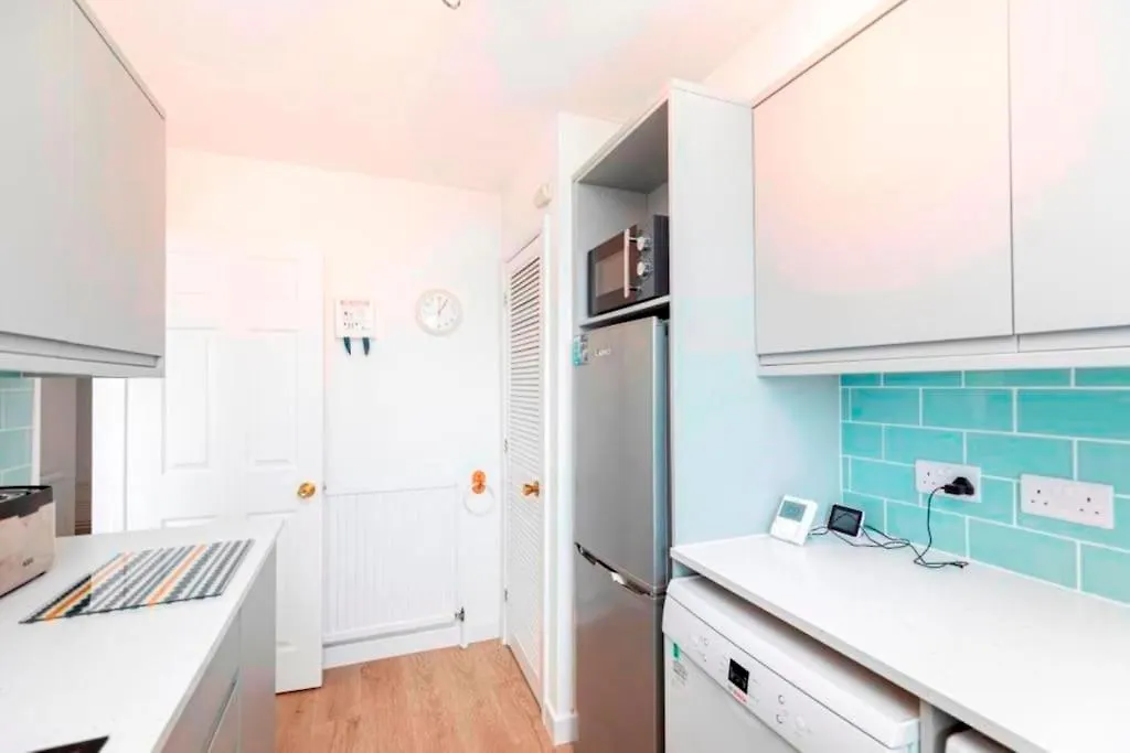 Apartment Bournecoast: Sandy Beach, Balcony, Sea View-Fm1410 Bournemouth United Kingdom