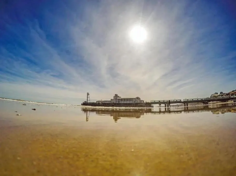 Bournecoast: Sandy Beach, Balcony, Sea View-Fm1410 Bournemouth