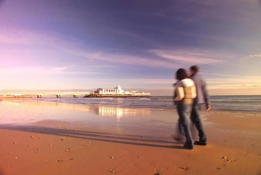 Bournecoast: Sandy Beach, Balcony, Sea View-Fm1410 Bournemouth 0*,  United Kingdom