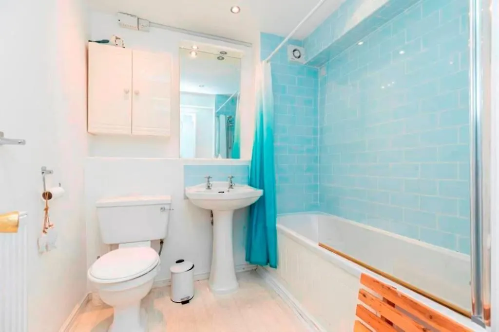 Bournecoast: Sandy Beach, Balcony, Sea View-Fm1410 Bournemouth Apartment