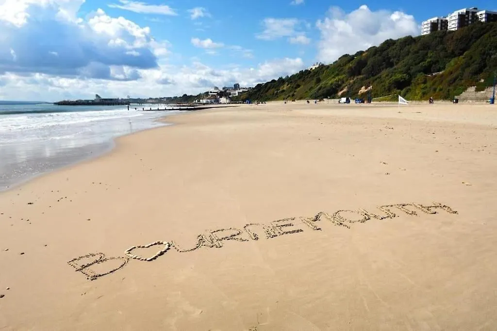 Bournecoast: Sandy Beach, Balcony, Sea View-Fm1410 Bournemouth